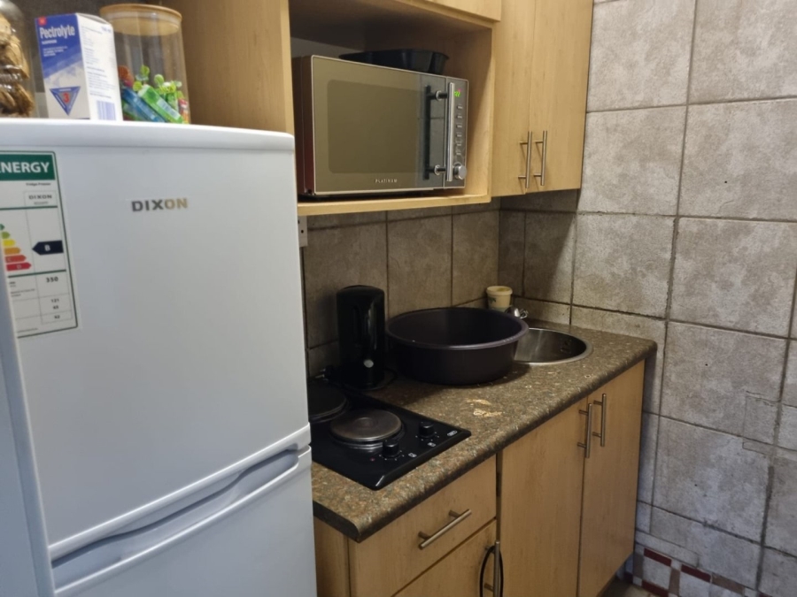 1 Bedroom Property for Sale in Brandwag Free State